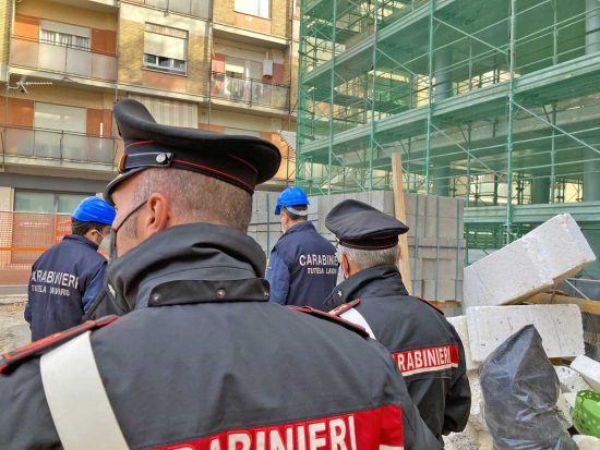 Carabinieri - Controlli nei cantieri edili