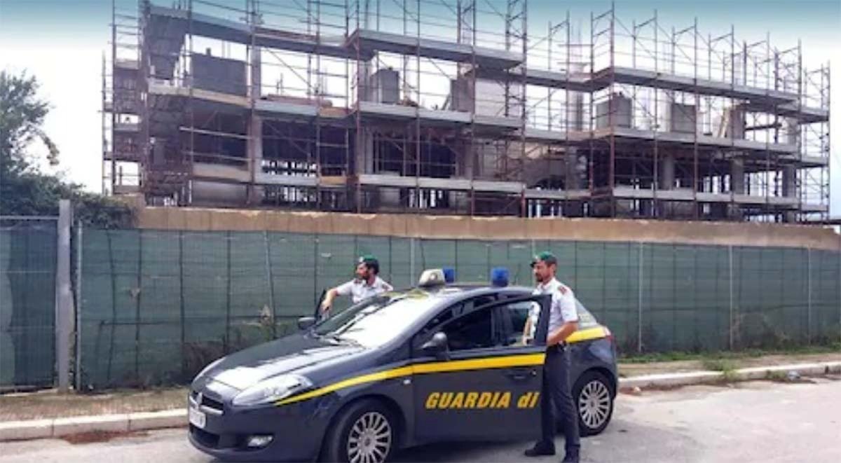 Bonus edilizi, scoperte oltre 200 truffe ad Aversa - Cronache della Campania - NEWS110