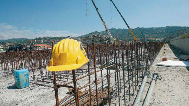 Edilizia, in Calabria suona l’allarme. La Feneal-Uil difende il superbonus - Gazzetta del Sud - Edizione Calabria