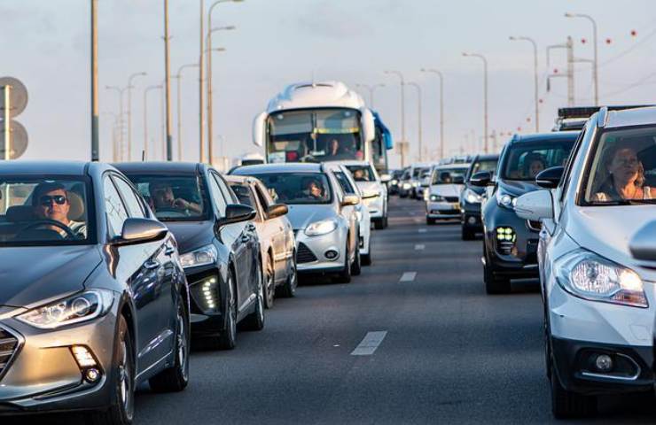 Inquinamento, si corre ai ripari con una tassa sul traffico. Quando sarà in vigore - Orizzontenergia