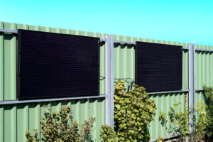 Recensione EET LightMate: pannello solare installabile dall’acquirente sul balcone, a muro o a terra - Today.it