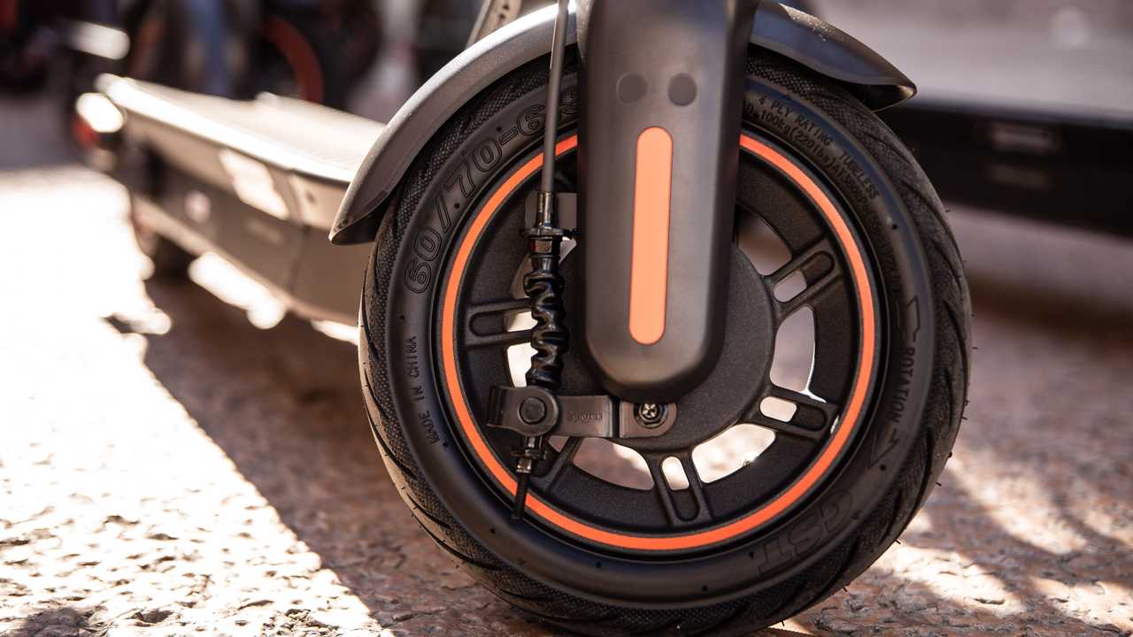 Seat MÓ: il monopattino e lo scooter