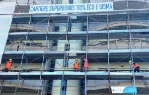 Superbonus, Lettieri (Europa Verde): "La Destra dei bonus ai ricchi". - Sassilive.it