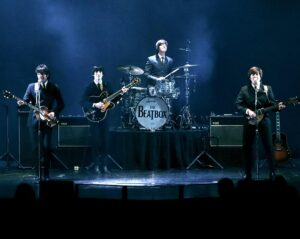 Il mito in scena La magia dei Beatles al Lyrick - LA NAZIONE