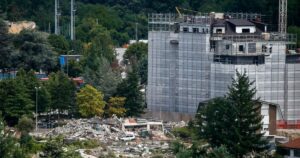 Giravolta del governo sul Superbonus per le aree del sisma: perché il 110% era diventato "una necessità" per la ricostruzione - I nodi - Il Fatto Quotidiano