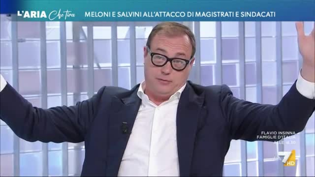 Tommaso Cerno contro Alessandra Maiorino: "Pontifica sulla calcolatrice, per il superbonus te ne serviva una grande così, amore!" - La7